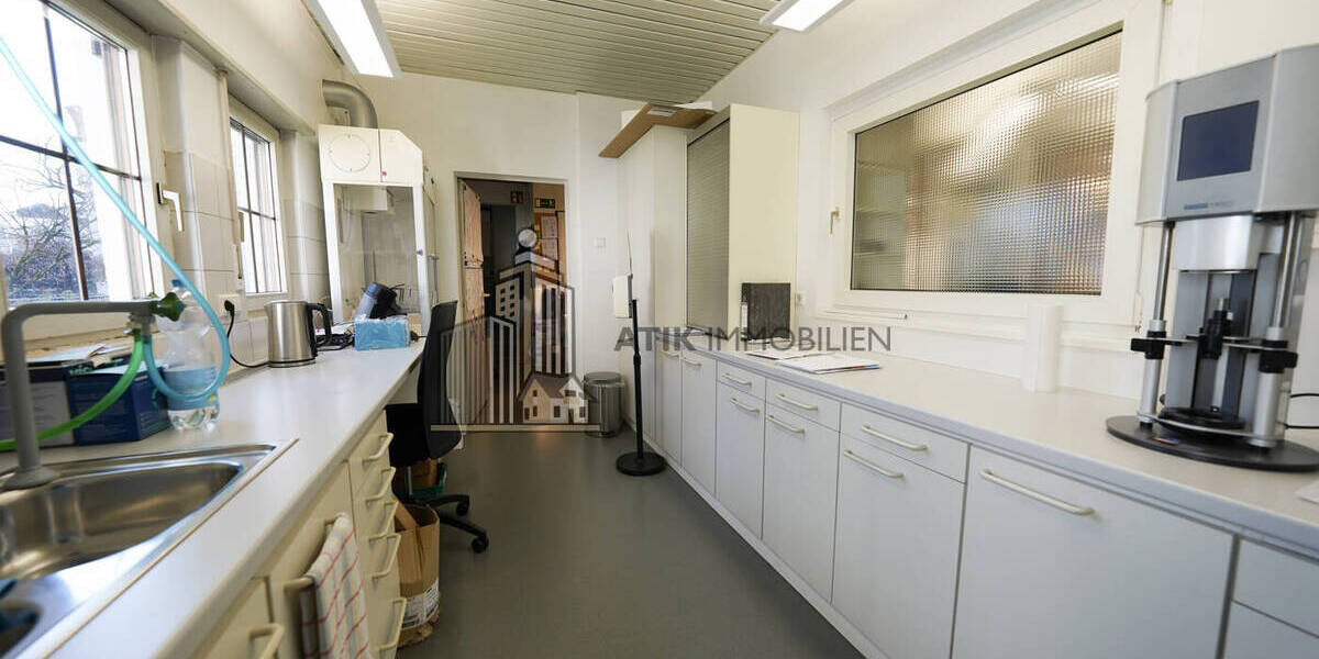 ATIK: Repräsentative Praxisfläche in Top-Lage im Ortskern - Gewerbeobjekt Sandhausen | Angebot:26279602