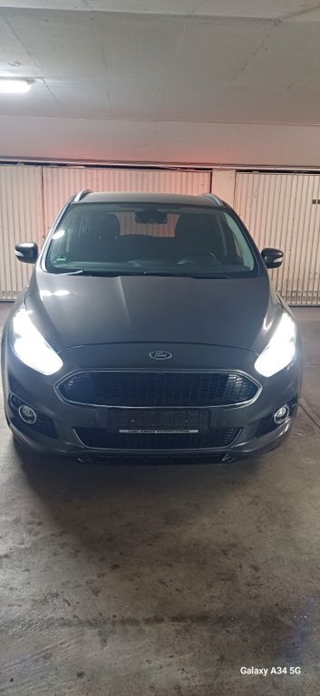 S-Max
