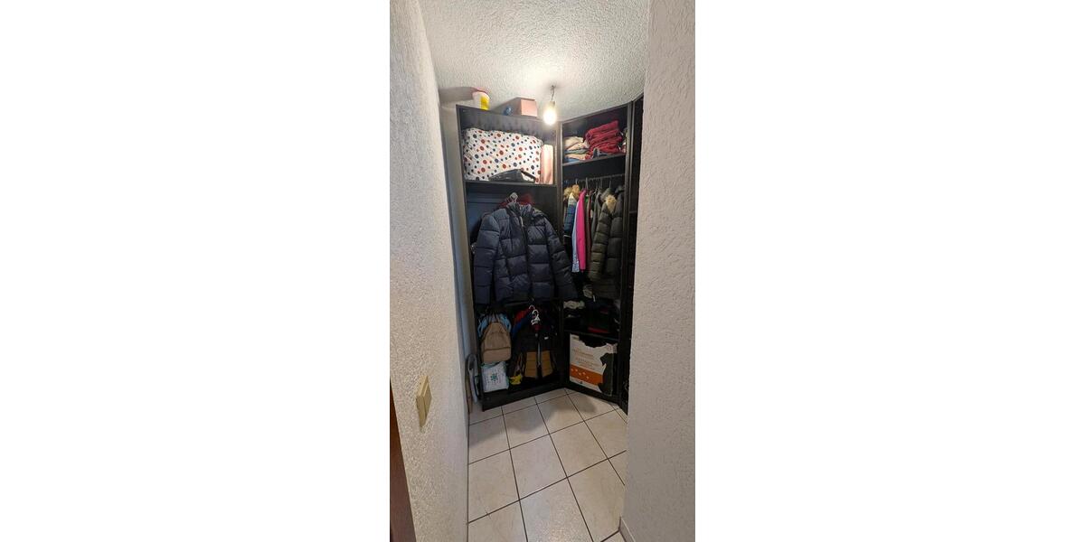 Etagenwohnung Ludwigshafen am Rhein Mundenheim - 2.5 Zimmer, 70 m&sup2;, 240.000&euro; | Angebot:25512624