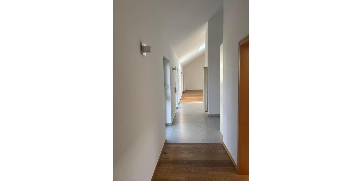Maisonettenwohnung Ludwigshafen am Rhein Rheingönheim - 3 Zimmer, 150 m&sup2;, 1.500&euro; | Angebot:25784264