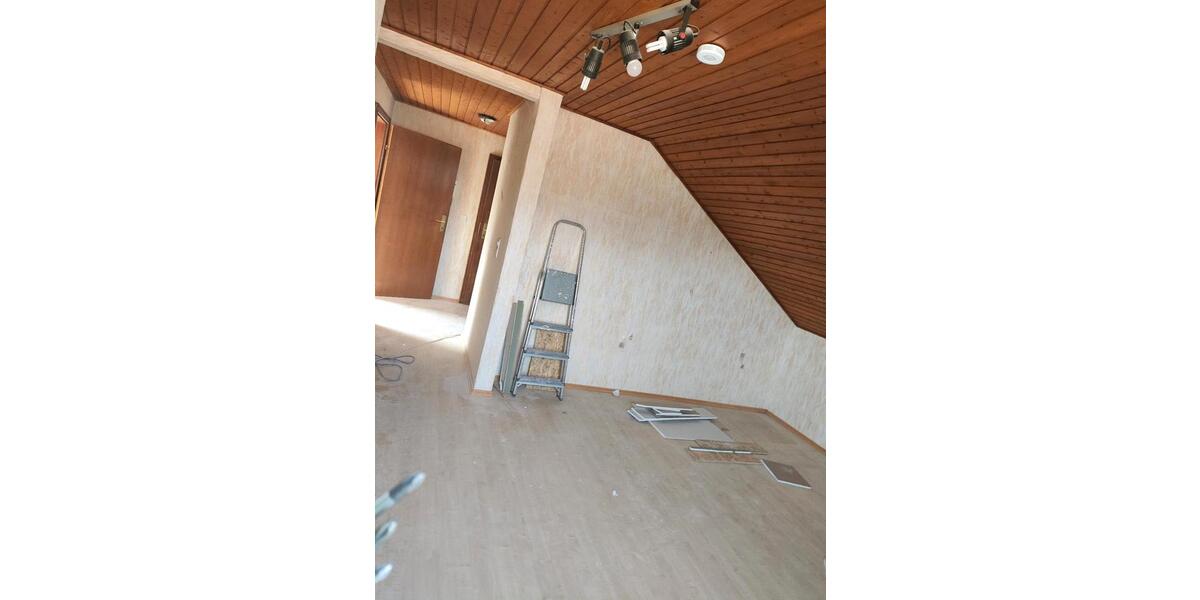 Dachgeschoßwohnung Ladenburg - 2 Zimmer, 60 m&sup2;, 1.100&euro; | Angebot:25512967