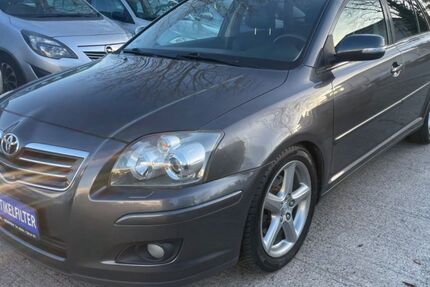 Toyota Avensis 148.797 km 4.997 &euro; Walldorf 69190