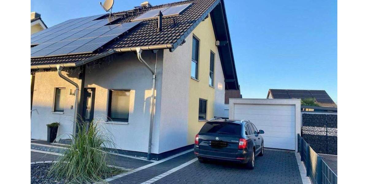 Modernes, freistehendes Einfamilienhaus in naturnaher Lage von Bürstadt - ideal für Familien 5 zimmer