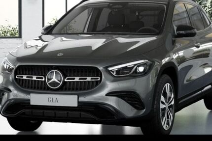 Mercedes-Benz GLA 200 9.900 km 41.590 &euro; Mannheim 68165