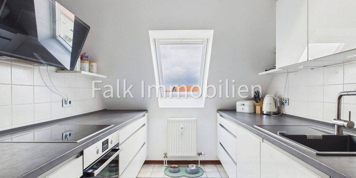 Etagenwohnung Brühl - 4 Zimmer, 98 m&sup2;, 289.000&euro; | Angebot:26174197