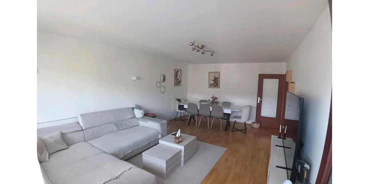 Etagenwohnung Schwetzingen - 3 Zimmer, 83 m&sup2;, 1.000&euro; | Angebot:26267593