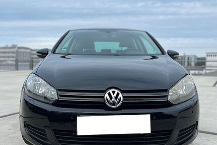 VW Golf 162.000 km 5.600 &euro; Sankt Leon-Rot 68789