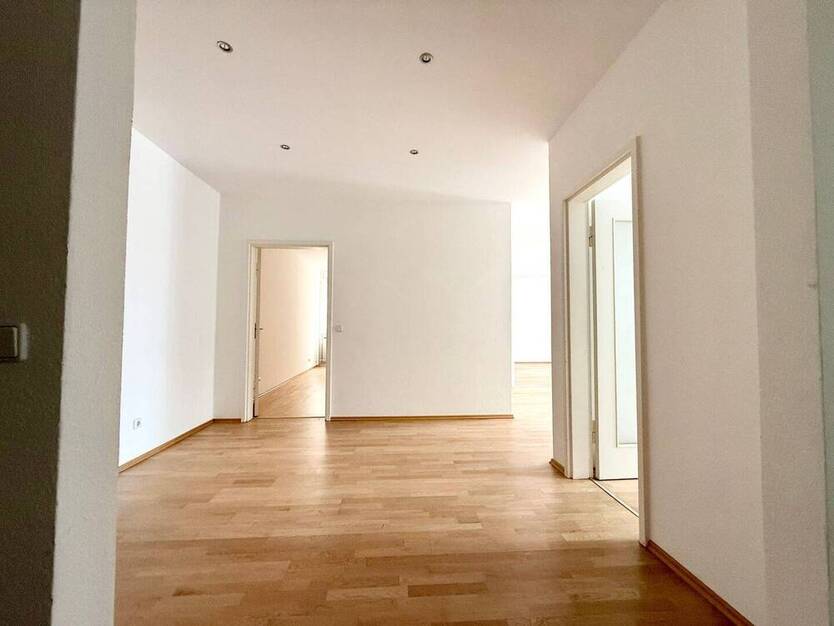 MA-City - Modernes 3,5 Zimmer Büro in zentraler Lage