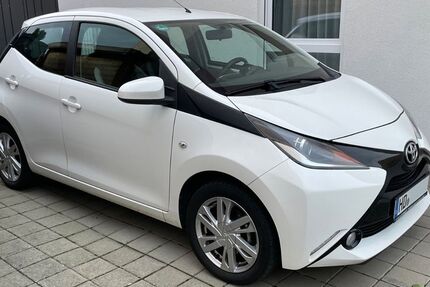 Toyota Aygo (X) 130.000 km 6.150 &euro; Heidelberg 69124