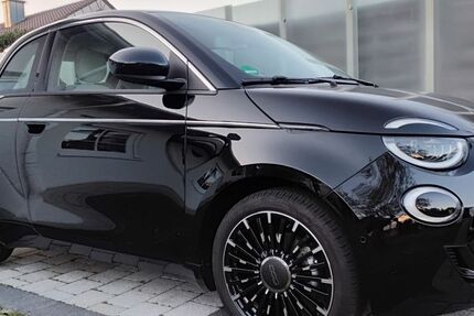 Fiat 500e 9.500 km 19.900 &euro; Hockenheim 68766