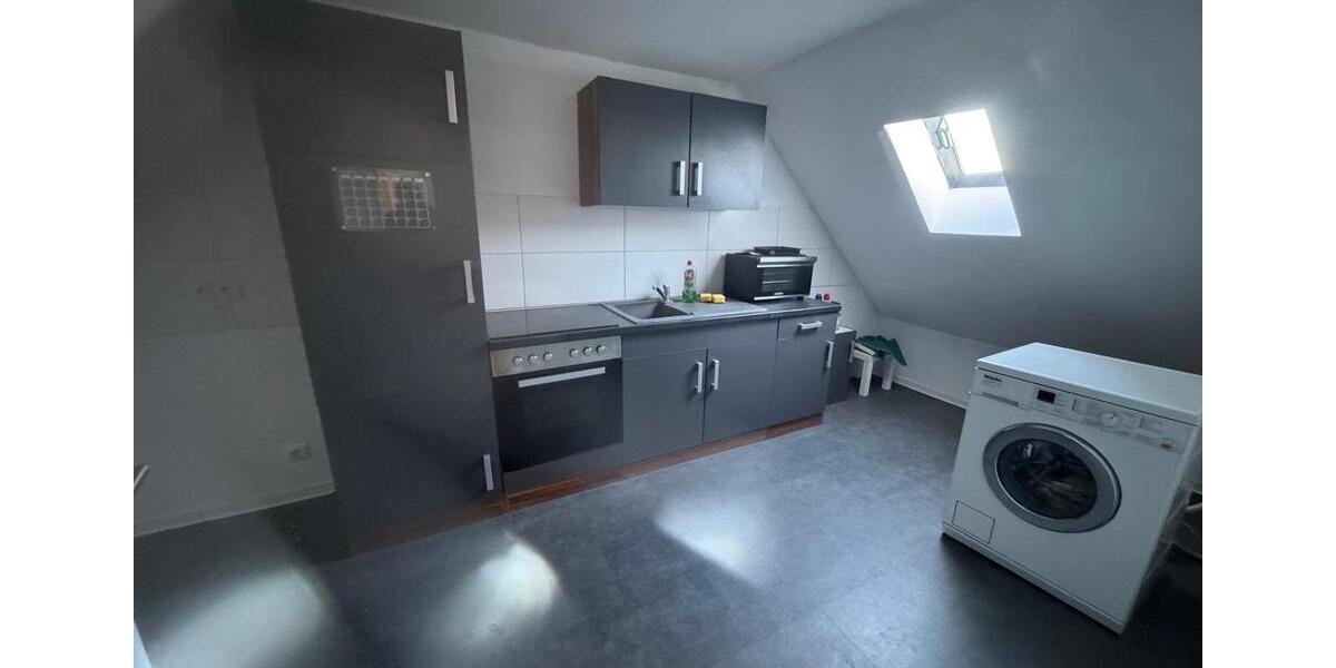 Dachgeschoßwohnung Ludwigshafen am Rhein Ludwigshafen-Oggersheim - 1 Zimmer, 45 m&sup2;, 700&euro; | Angebot:26211726