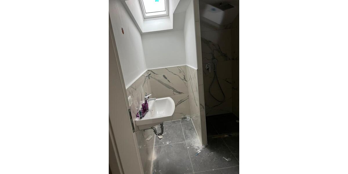 Dachgeschoßwohnung Haßloch - 3 Zimmer, 61 m&sup2;, 1.141&euro; | Angebot:24840792