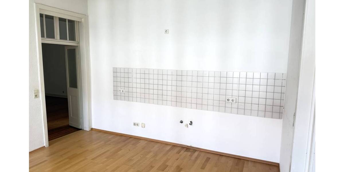 Etagenwohnung Worms Innenstadt - 5 Zimmer, 180 m&sup2;, 1.400&euro; | Angebot:26556657