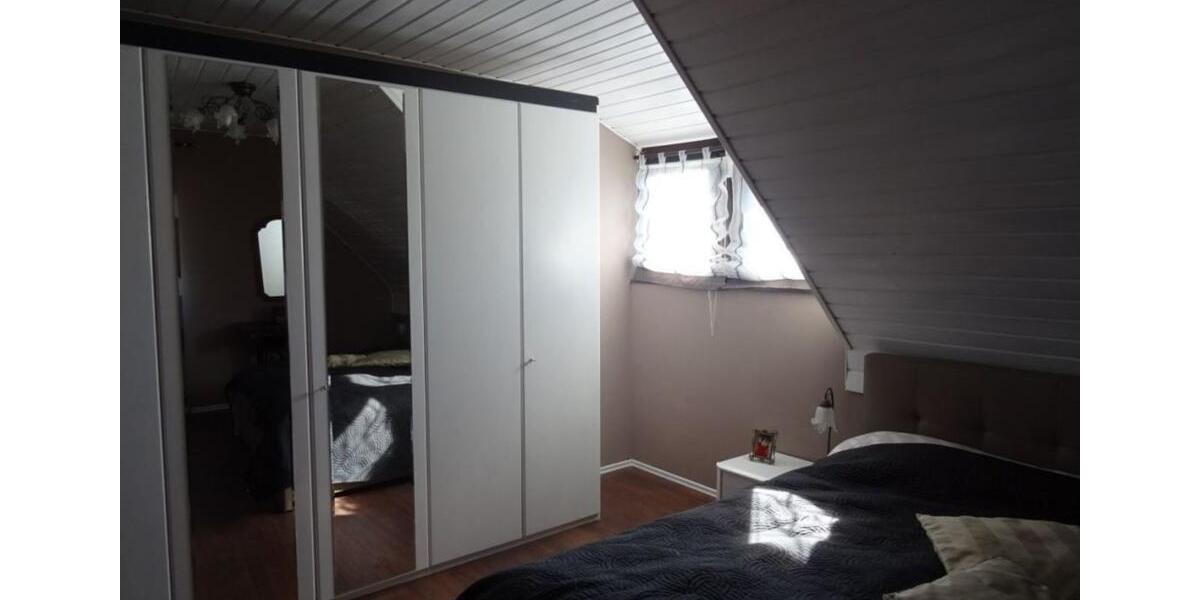 Einfamilienhaus Heddesheim - 5 Zimmer, 140 m&sup2;, 175.000&euro; | Angebot:24658873