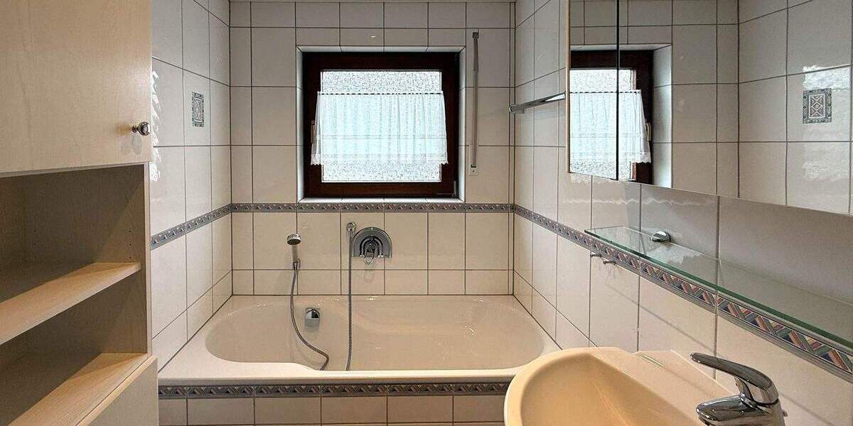 Etagenwohnung Oftersheim - 4 Zimmer, 110 m&sup2;, 335.000&euro; | Angebot:24872701