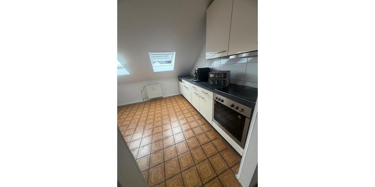 Dachgeschoßwohnung Heppenheim (Bergstraße) - 3 Zimmer, 78 m&sup2;, 1.200&euro; | Angebot:26074442