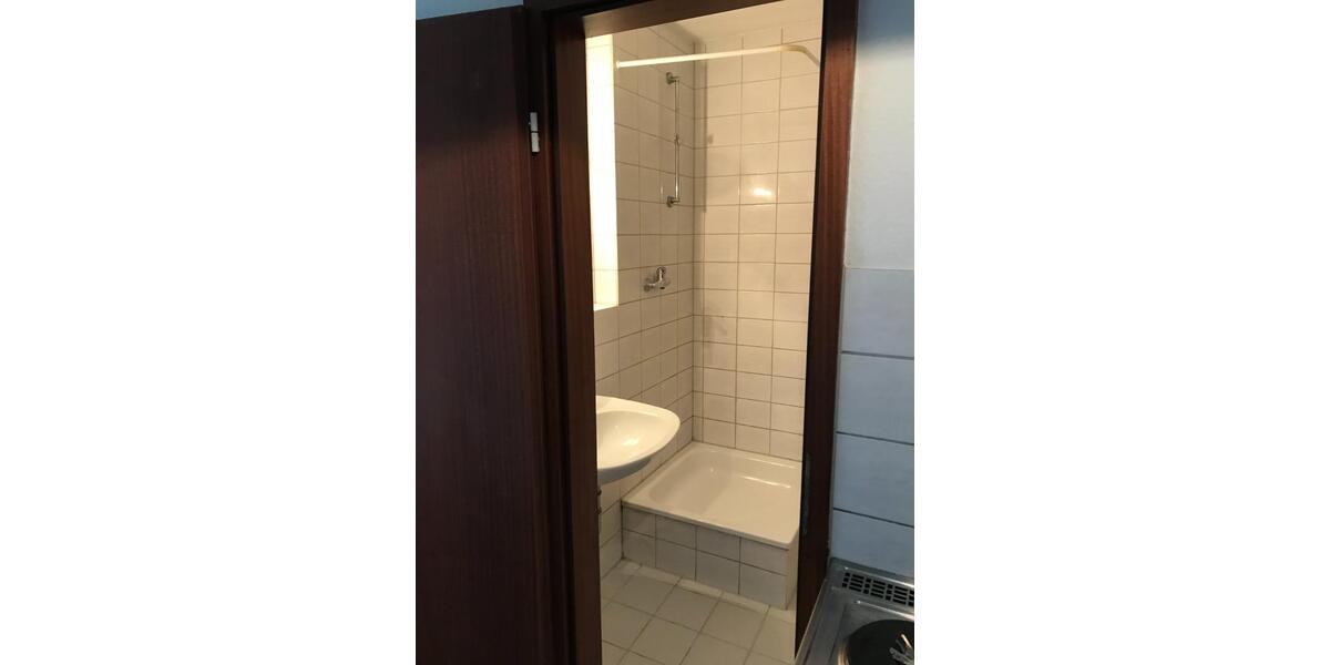 Etagenwohnung Ludwigshafen am Rhein - 1 Zimmer, 21 m&sup2;, 76.000&euro; | Angebot:25833994