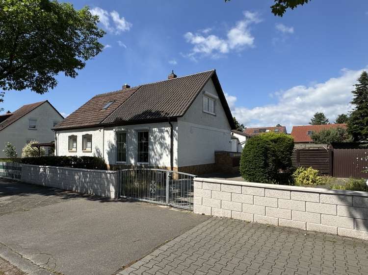 Haus zum Kaufen in Mannheim Schönau 540.000 € 100 m²