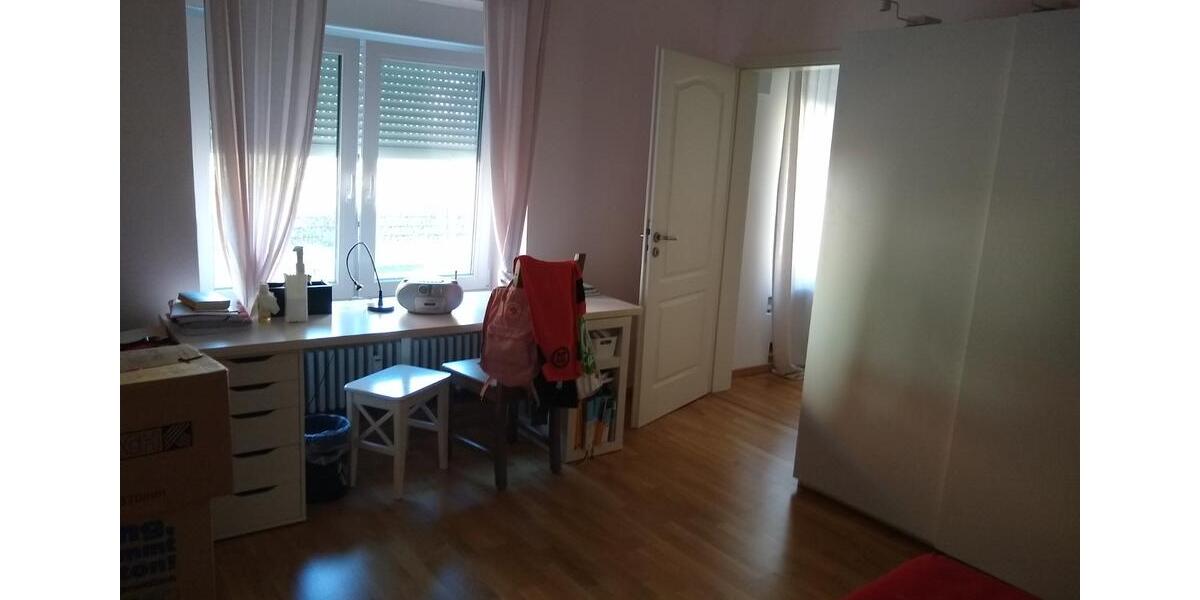 Erdgeschoßwohnung Ludwigshafen am Rhein Rheingönheim - 3 Zimmer, 80 m&sup2;, 980&euro; | Angebot:26042580