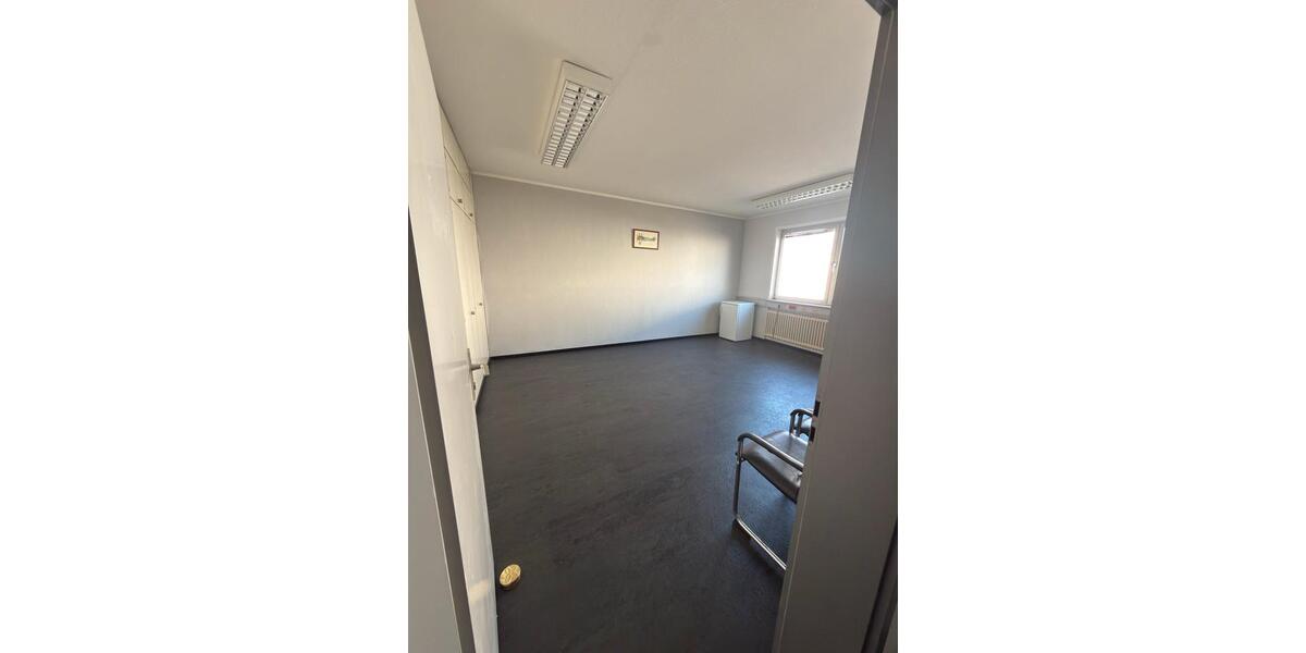 Gewerbeobjekt Mannheim Herzogenried - 6&euro; | Angebot:25767991