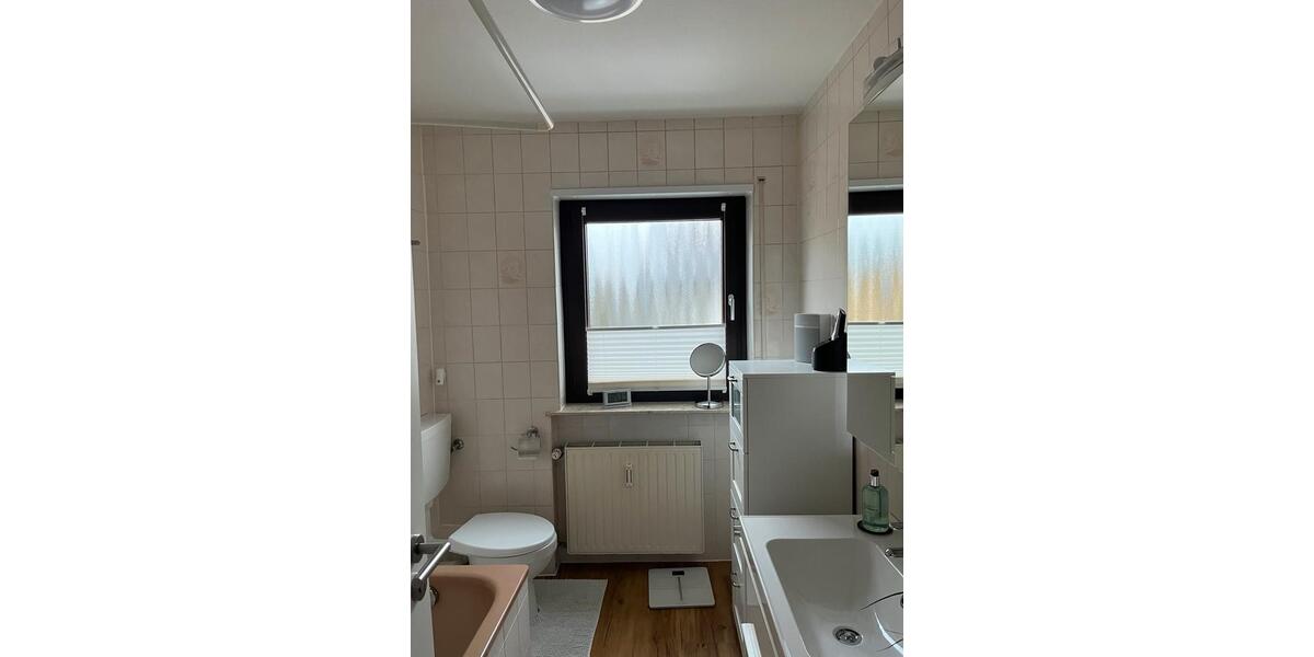 Wohlfühl-3-Zimmer-Wohnung, Balkon, Klimaanlage, EBK & Stellplatz 3 zimmer