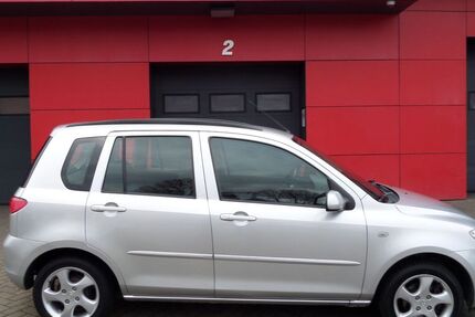 Mazda 2 96.514 km 2.990 &euro; Ludwigshafen am Rhein 67059