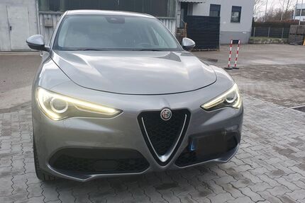 Alfa Romeo Stelvio 72.300 km 24.400 &euro; Neuhofen 67141