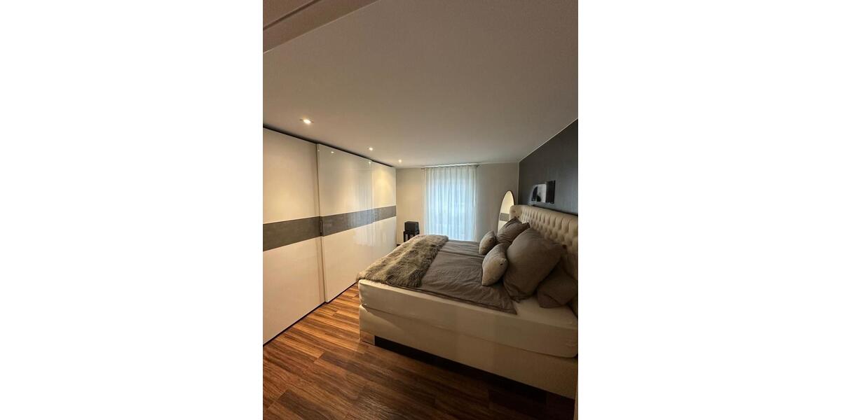 Einfamilienhaus modern, top ausgestattet & komplett Möbliert 4 zimmer