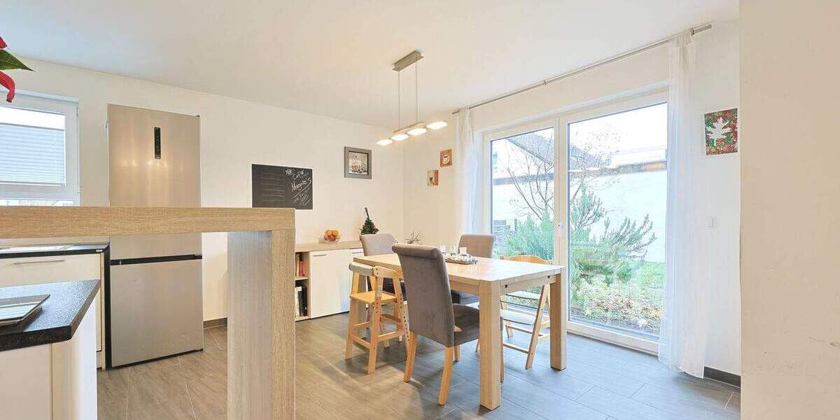 Etagenwohnung Haßloch - 4 Zimmer, 119 m&sup2;, 499.000&euro; | Angebot:25734489