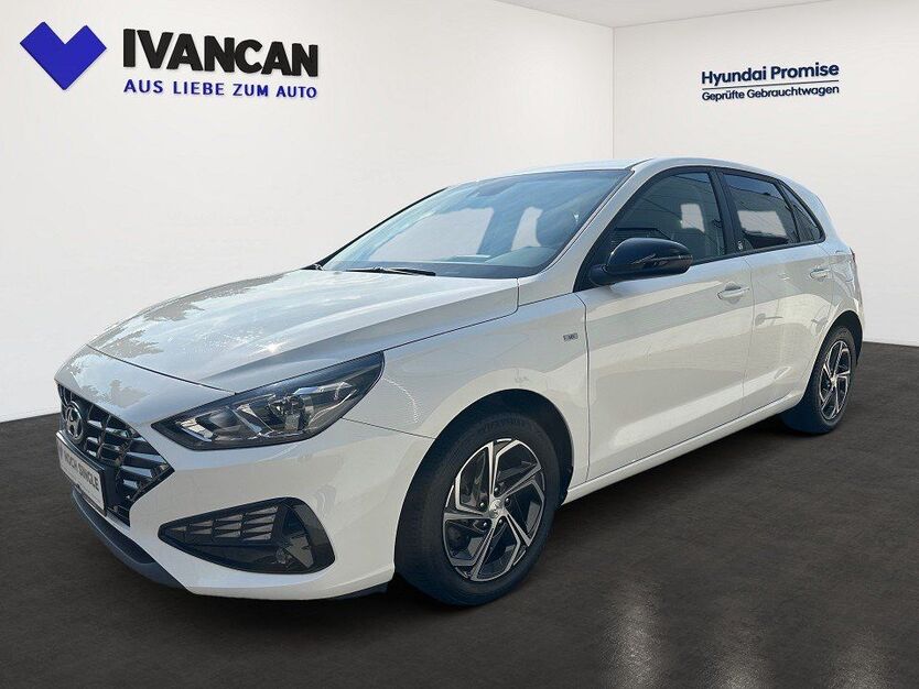 i30