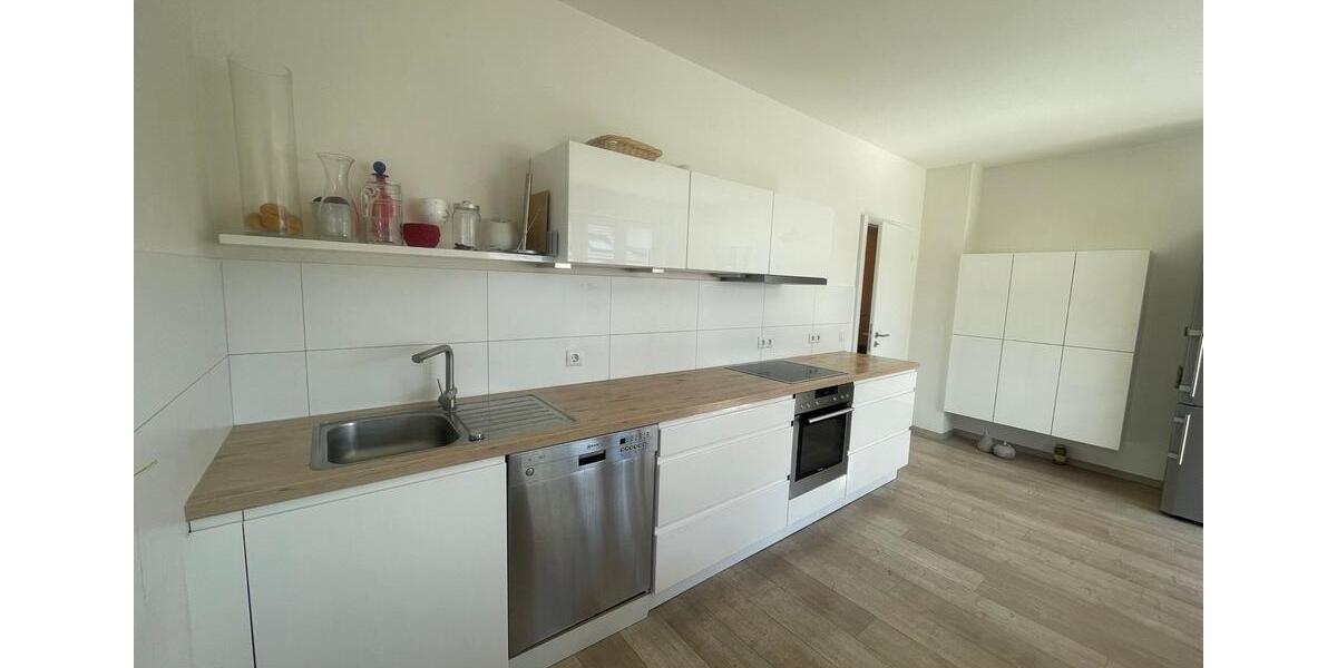 Etagenwohnung Ludwigshafen am Rhein Ludwigshafen-Hemshof - 2 Zimmer, 85 m&sup2;, 1.250&euro; | Angebot:26237346