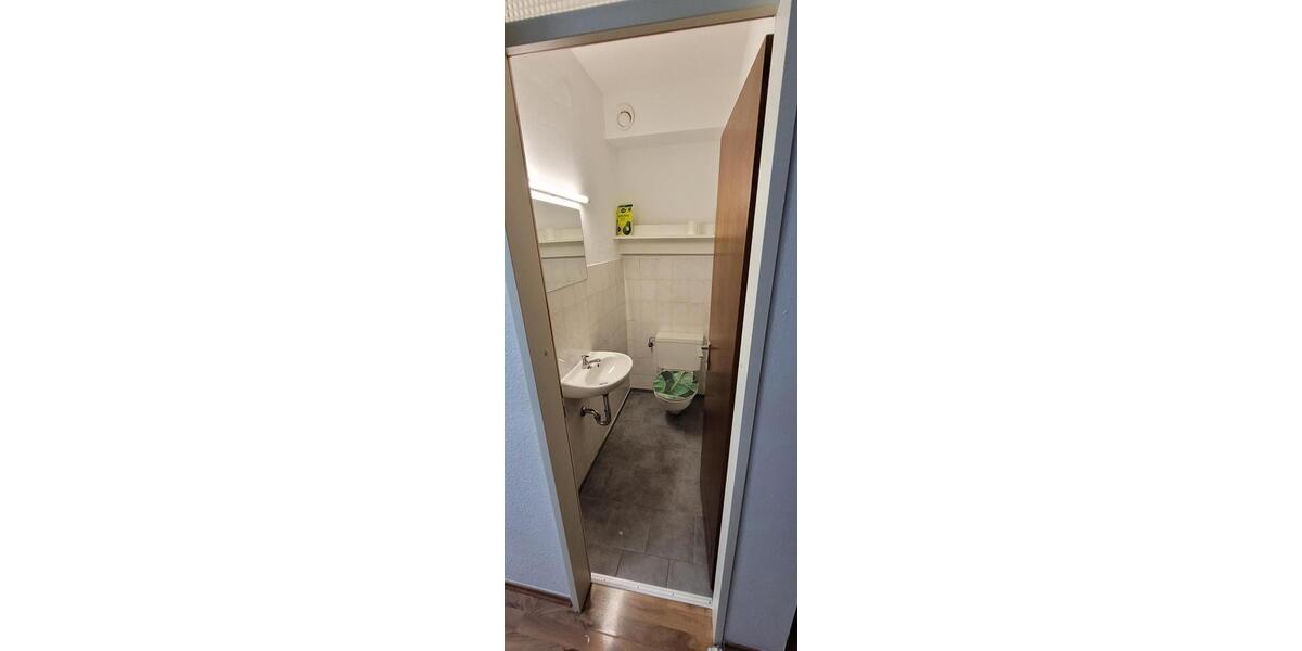 Etagenwohnung Ludwigshafen am Rhein Ludwigshafen-Hemshof - 4 Zimmer, 81 m&sup2;, 220.000&euro; | Angebot:25902085