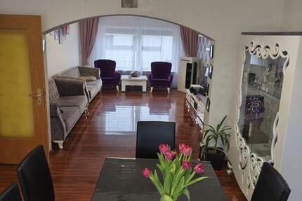 Wohnung Hockenheim - 3.5 Zimmer, 96 m&sup2;, 1.200&euro; | Angebot:25657974