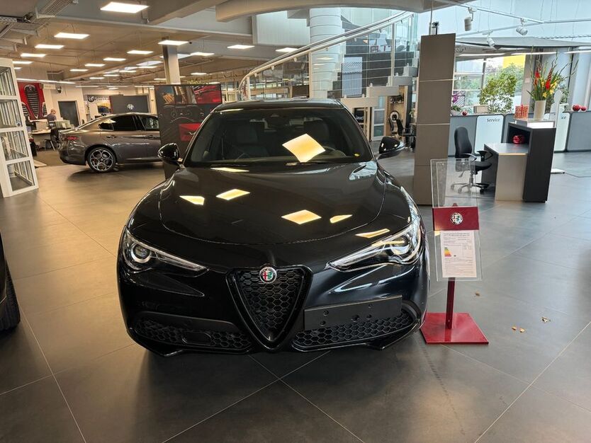 Alfa Romeo Stelvio 6.500 km 46.800 € Mannheim 68169