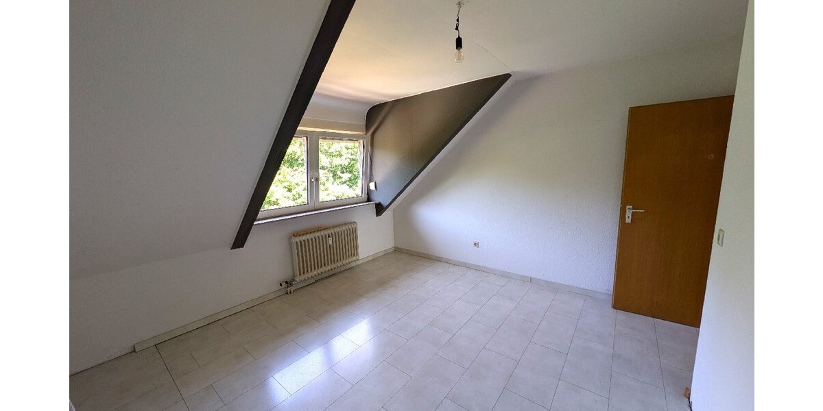 Maisonette im DG mit Balkon zur angenehmen Nordseite - Maisonettenwohnung Waghäusel Kirrlach | Angebot:27023521