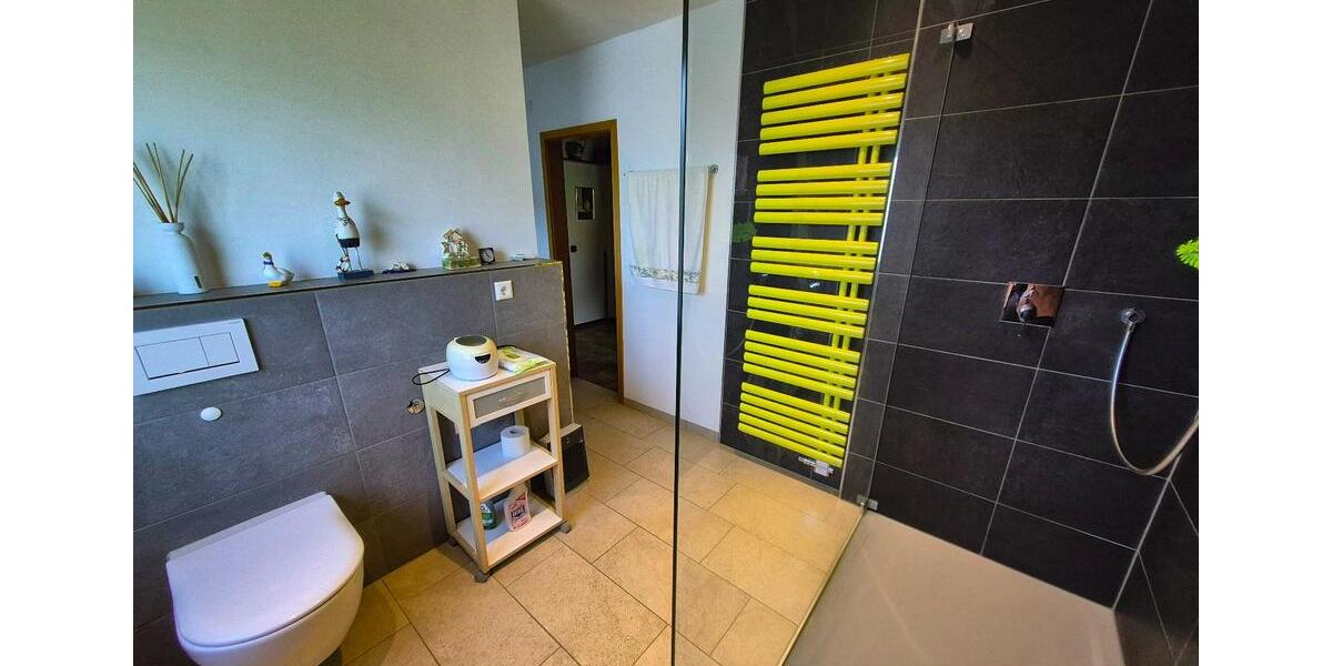 Einfamilienhaus Grünstadt - 7 Zimmer, 193 m&sup2;, 565.000&euro; | Angebot:26385035