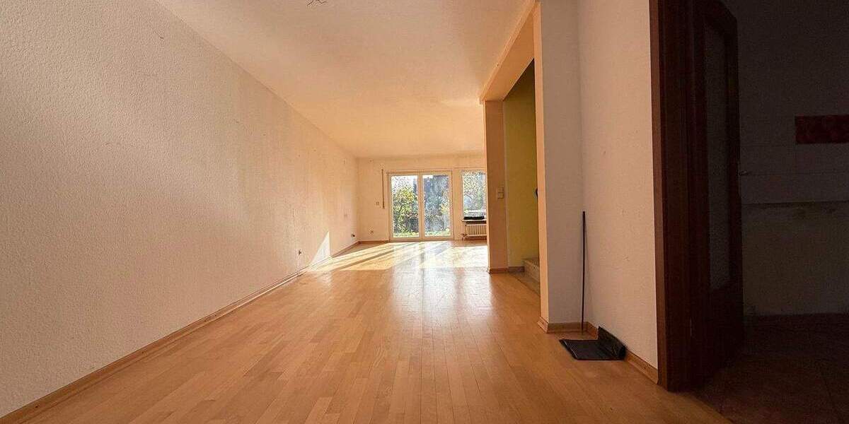 Reihenmittelhaus Mannheim Rheinau - 4 Zimmer, 122 m&sup2;, 365.000&euro; | Angebot:25668088