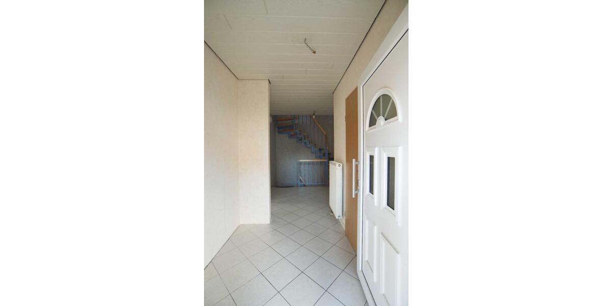 Reihenhaus Frankenthal (Pfalz) - 6.5 Zimmer, 162 m&sup2;, 500.000&euro; | Angebot:25125021