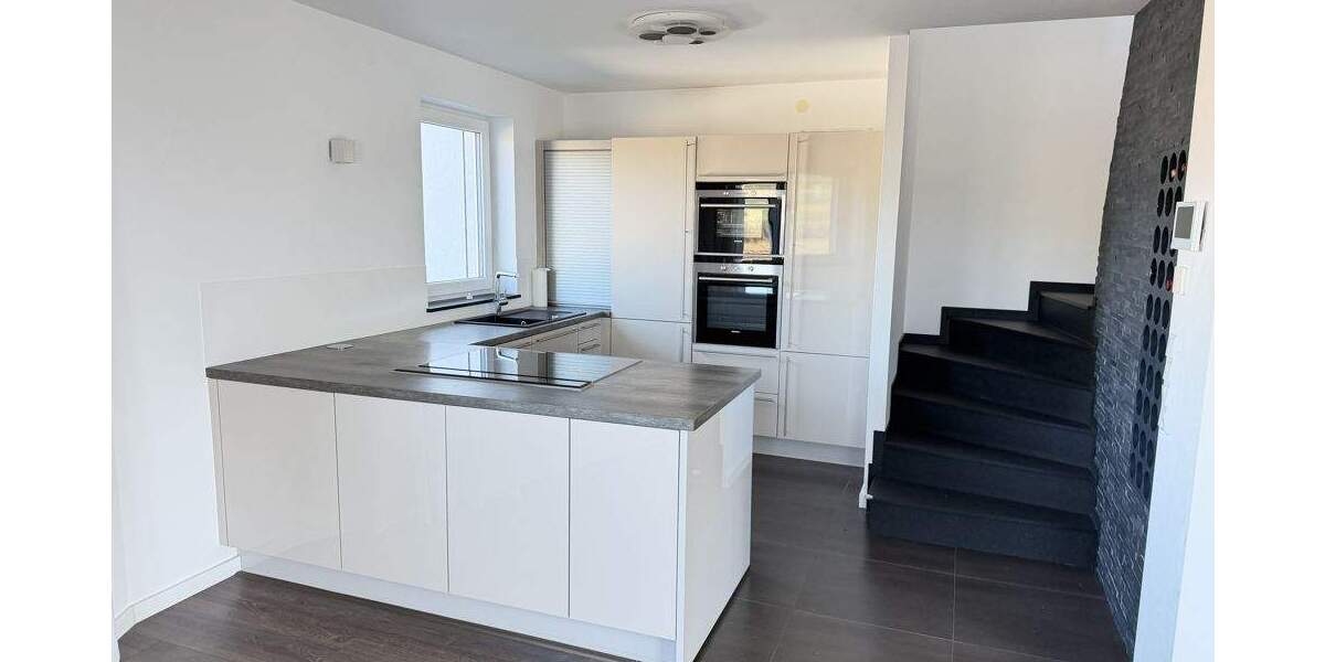 Mehrfamilienhaus, Wohnhaus Mertesheim - 7 Zimmer, 179 m&sup2;, 649.000&euro; | Angebot:25742597