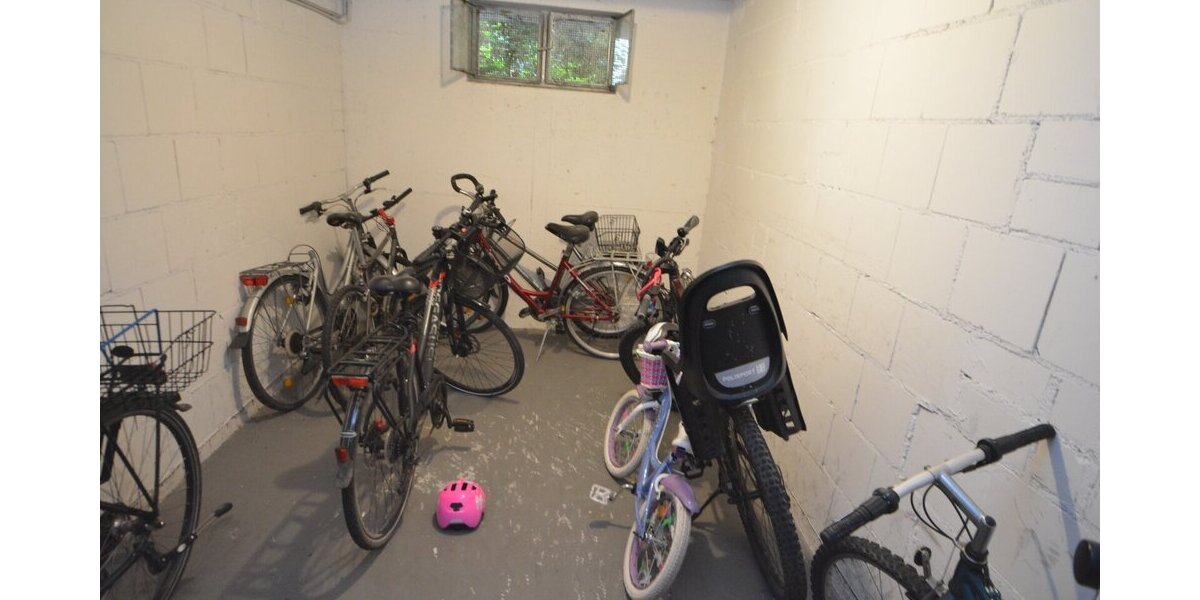 RESERVIERT PROVISIONSFREI Haßloch TG Stellplatz ,Keller usw. - Dachgeschoßwohnung Hassloch | Angebot:25044232