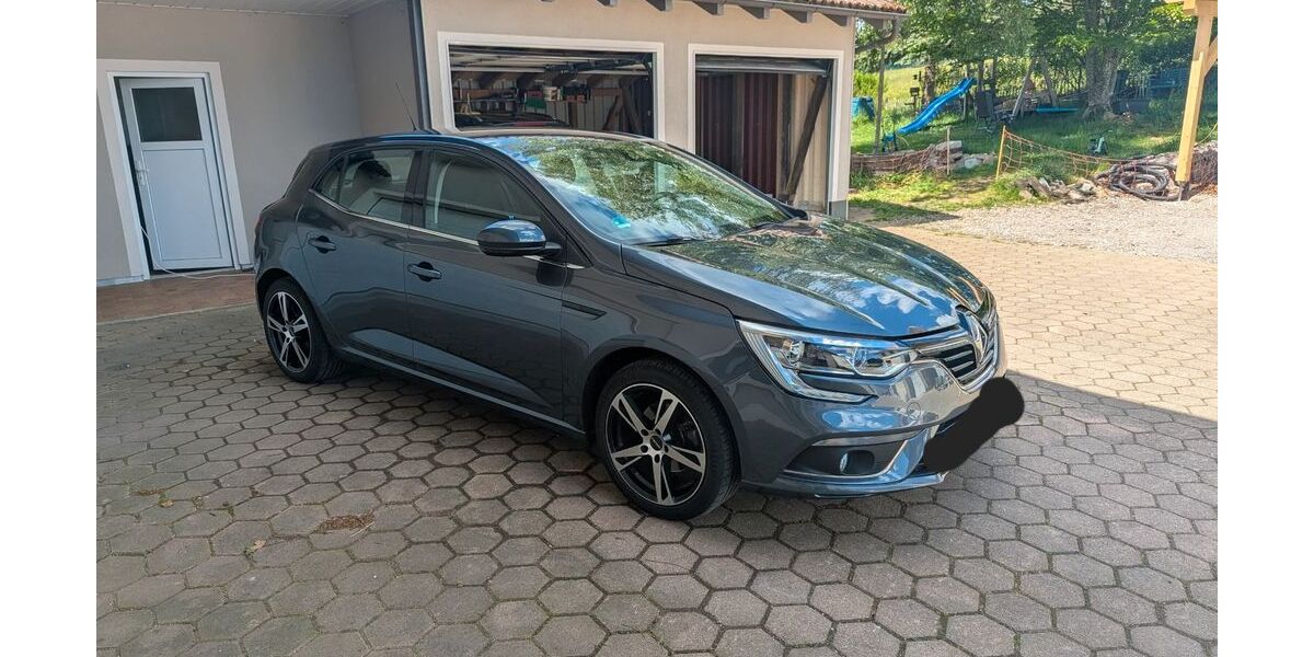 Renault Megane 95.931 km 8.899 &euro; Heidelberg 69118