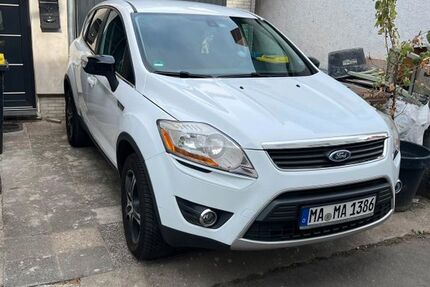 Ford Kuga 185.000 km 5.999 &euro; Worms 67549