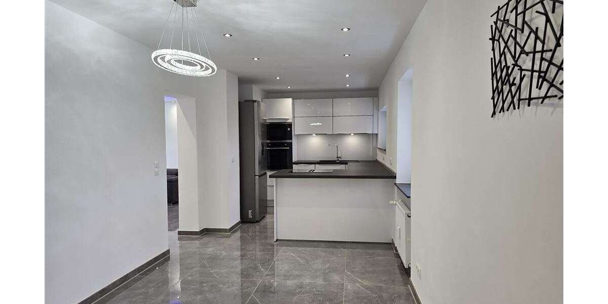 Wohnung zum Kaufen in Ludwigshafen am Rhein 240.000 € 70 m² 3 zimmer