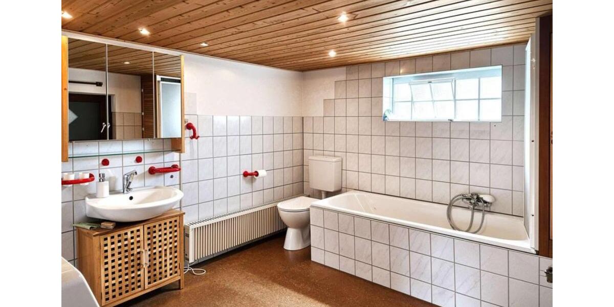 Einfamilienhaus Wiesloch - 6 Zimmer, 150 m&sup2;, 295.000&euro; | Angebot:24715717