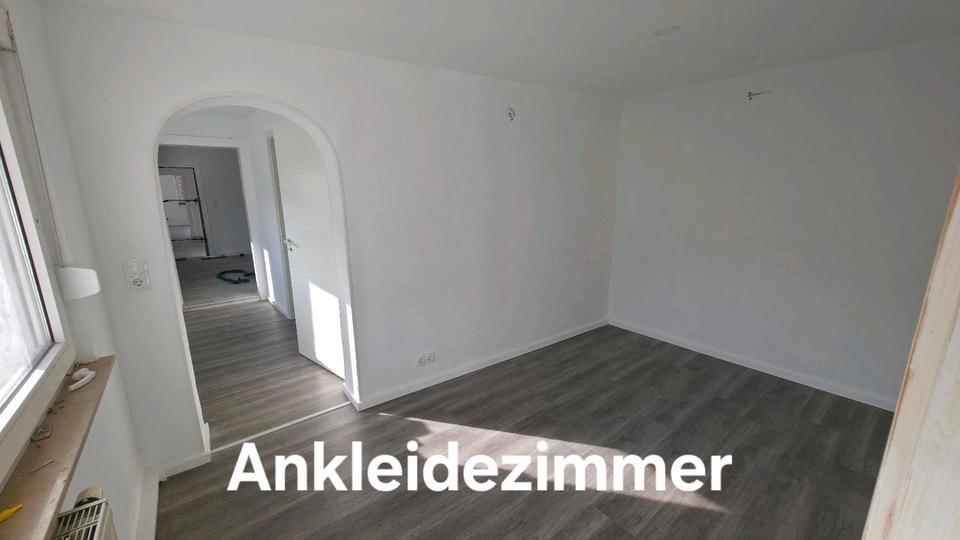 Einfamilienhaus Weisenheim am Sand - 6 Zimmer, 140 m&sup2;, 1.600&euro; | Angebot:25323764