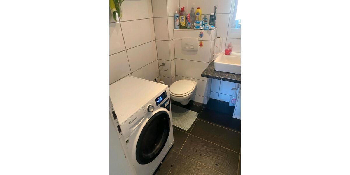 Dachgeschoßwohnung Heppenheim (Bergstraße) - 3.5 Zimmer, 80 m&sup2;, 1.100&euro; | Angebot:25178355