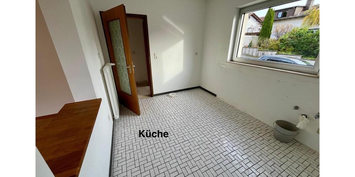 Erdgeschoßwohnung Fürth - 4 Zimmer, 140 m&sup2;, 1.260&euro; | Angebot:25934578