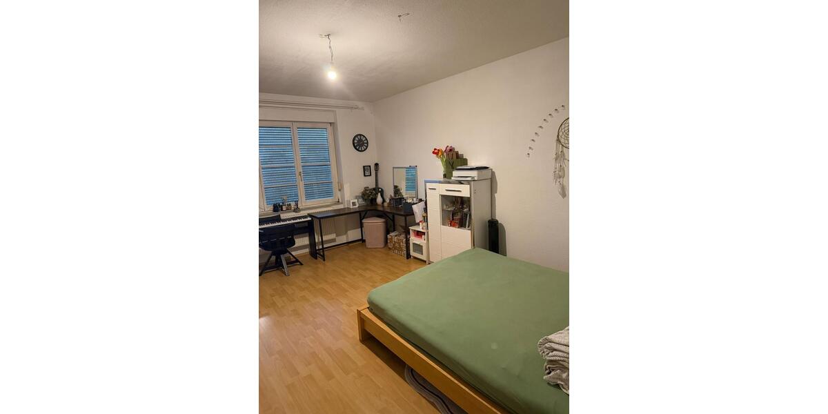Etagenwohnung Mannheim Almenhof - 3 Zimmer, 101 m&sup2;, 1.450&euro; | Angebot:25987926