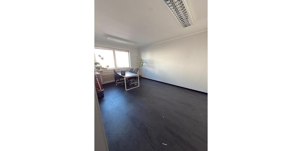 Gewerbeobjekt Mannheim Herzogenried - 6&euro; | Angebot:25767991