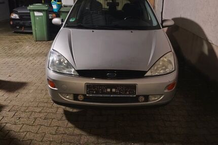 Ford Focus 131.998 km 600 &euro; Philippsburg 76661